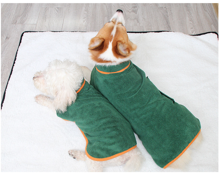 Warm Absorbent Bath Robe for Dogs and Cats