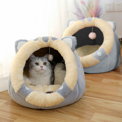 Enclosed Cat Villa for Nesting Playing House