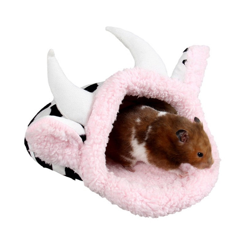 Moo Cow Style Nesting Bed for Guinea Pigs