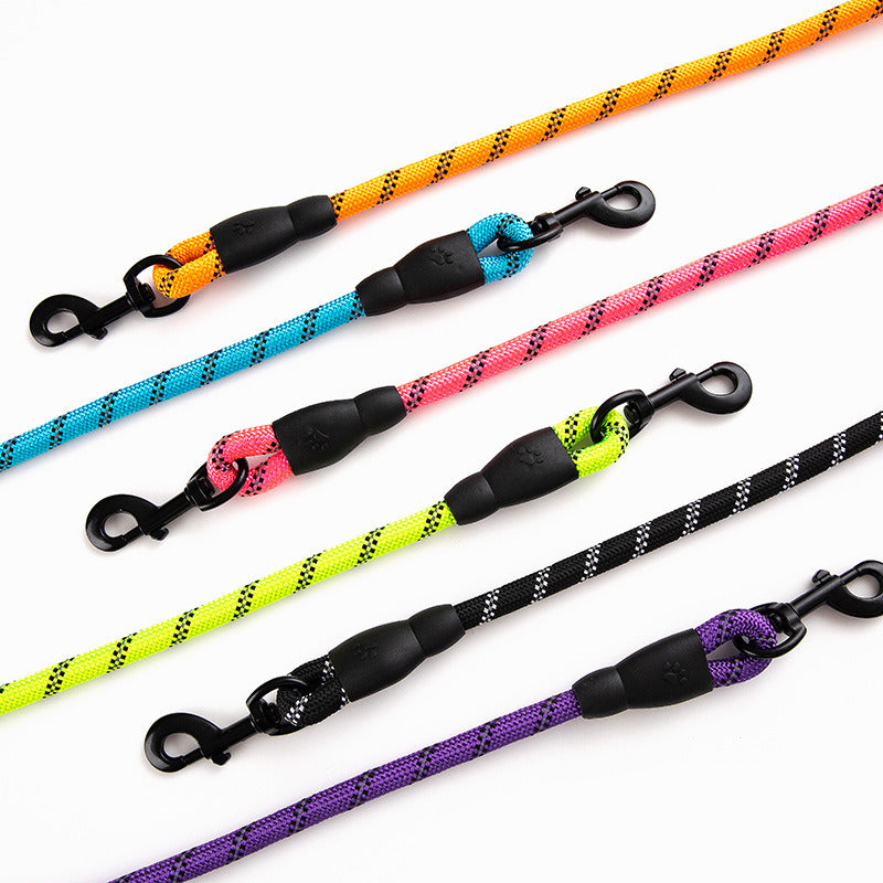 Strong Leash with Comfortable Padded Handle and Highly Reflective Threads  for Dogs