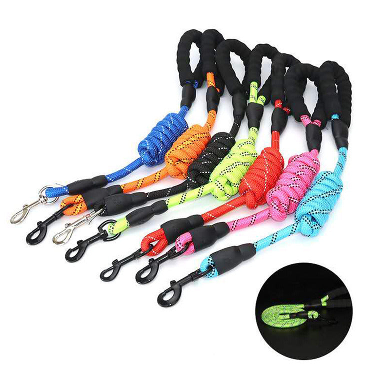 Strong Leash with Comfortable Padded Handle and Highly Reflective Threads  for Dogs